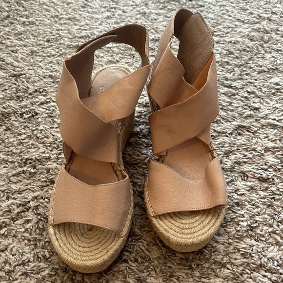 NWOB Eileen Fisher Willow Tumbled Leather Wedge Espadrille in Honey - Picture 2 of 6